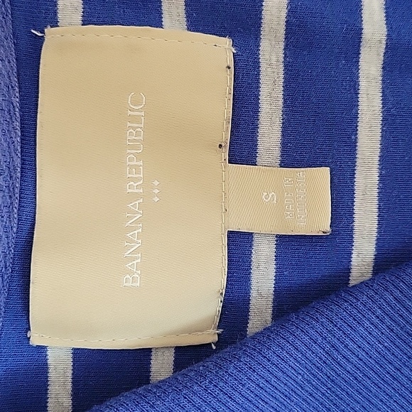 Banana Republic Top - Picture 2 of 10
